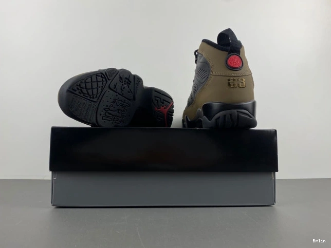 Bmlin Air 9 HV4794-030 Olive Jordan 0711